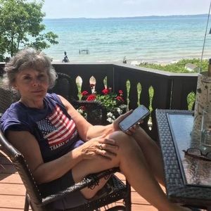 Meet your Posher, Darlene